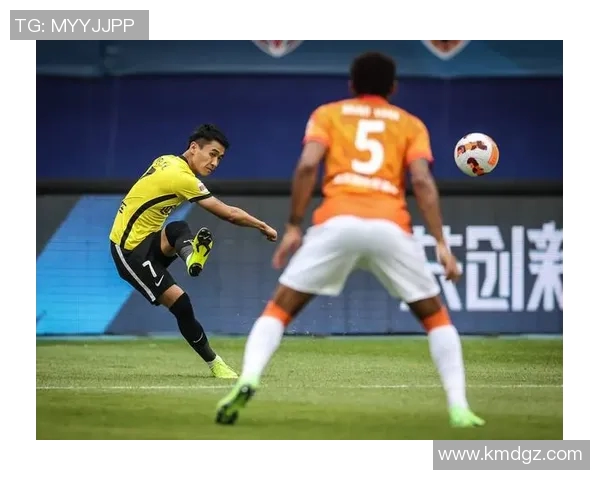 武汉足球队技术争议引发热议球迷与专家观点碰撞成焦点