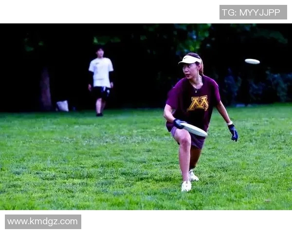 飞盘运动的魅力与挑战陈伟分享他的飞盘生涯与成长故事 飞盘运动的魅力与挑战陈伟分享他的飞盘生涯与成长故事