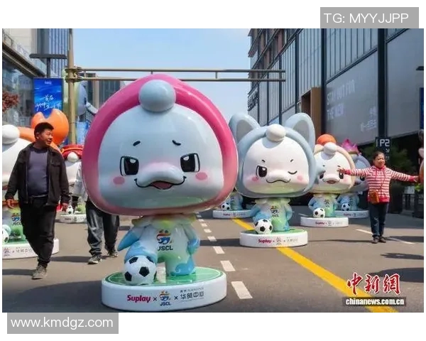 亚运吉祥物足球明星闪耀赛场展现青春活力与运动精神 亚运吉祥物足球明星闪耀赛场展现青春活力与运动精神