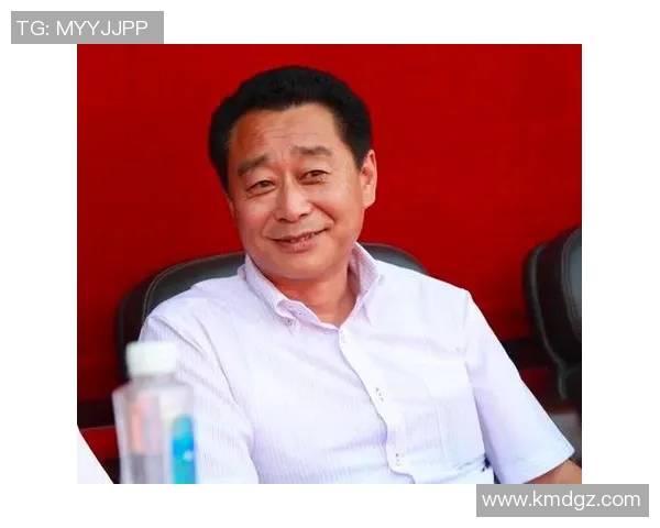 前夫哥背后的足球明星身份揭秘与职业生涯回顾 前夫哥背后的足球明星身份揭秘与职业生涯回顾